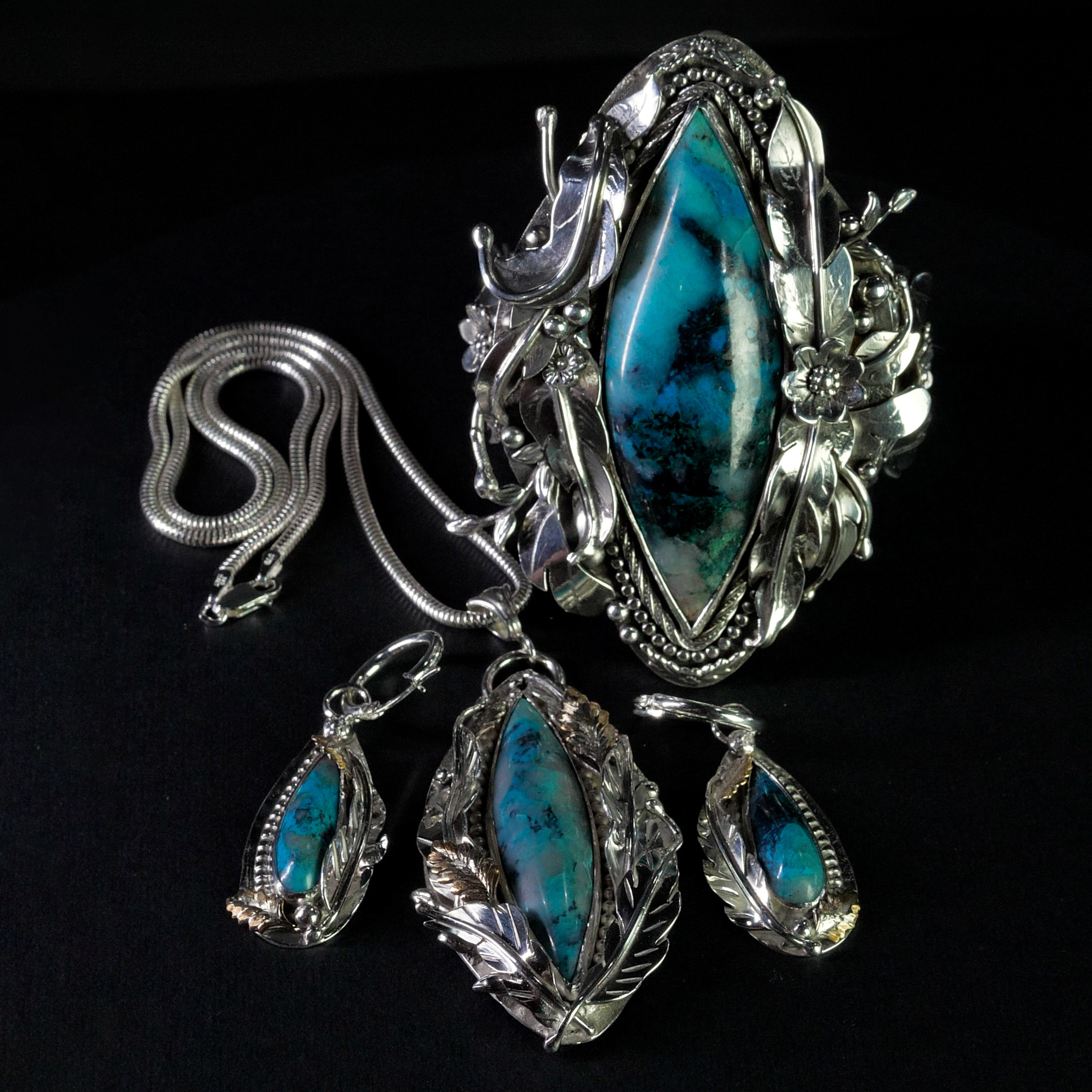 Canyonite 131.45ct tw Ajoite Cuff Necklace & Earring Set — CS4 — Canyonite Reserve